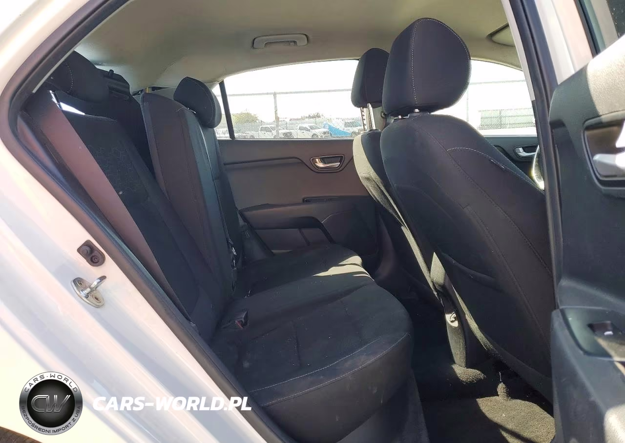 2018 Kia Rio Ex VIN:3KPA35AB2JE073615 - 10