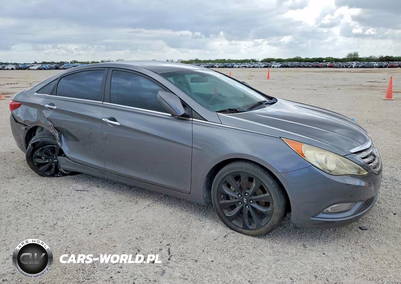 2011 Hyundai Sonata Se VIN:5NPEC4AC9BH106630 - 4