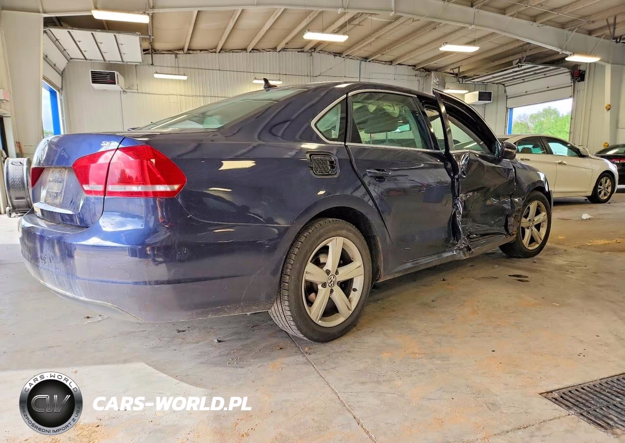2012 Volkswagen Passat Se VIN:1VWBH7A3XCC045305 - 3