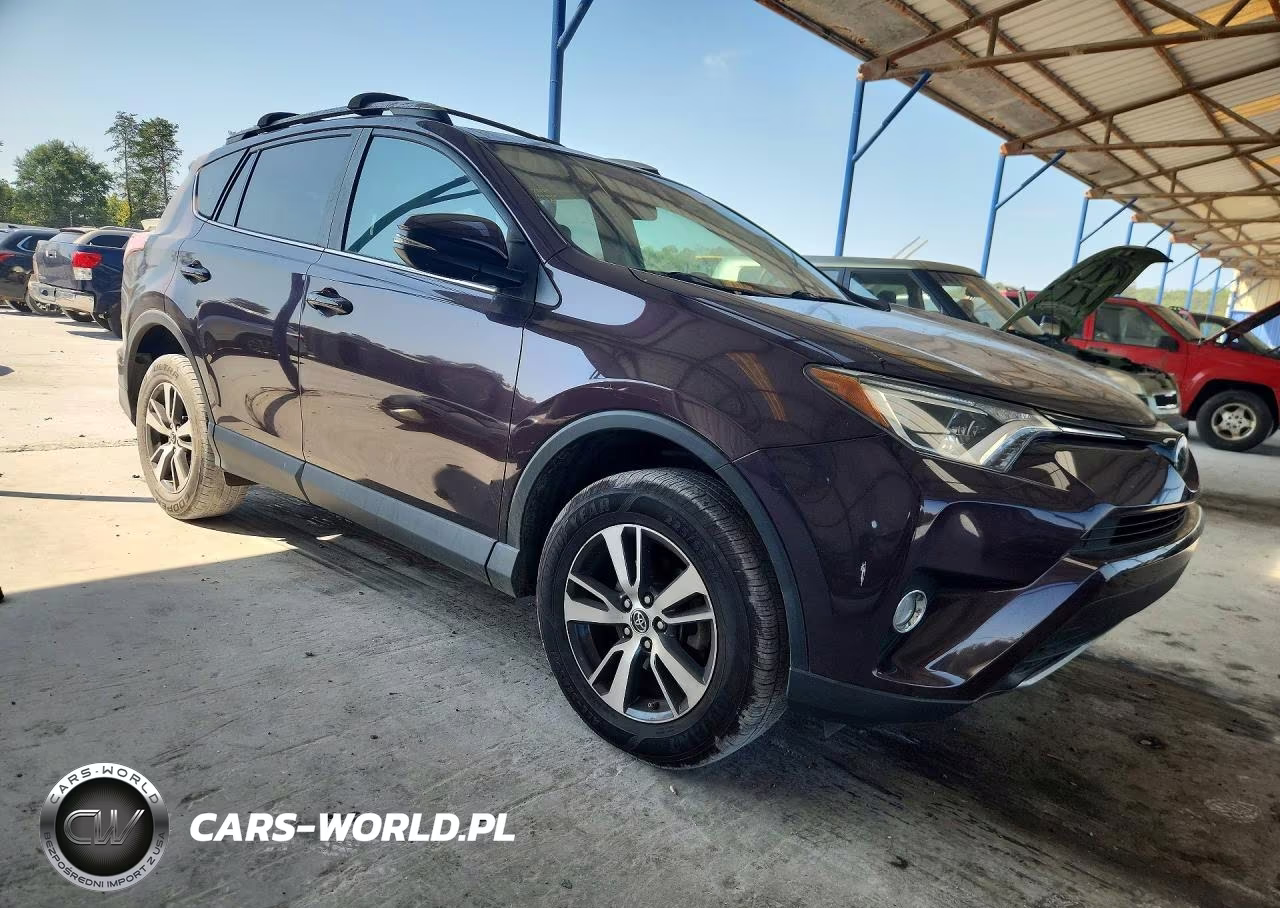 2018 Toyota Rav4 Xle VIN:2T3WFREV0JW459608 - 4