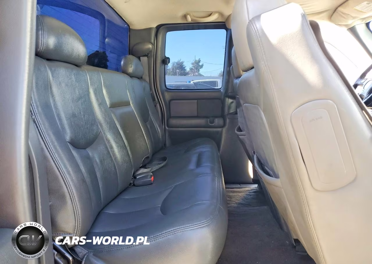 2004 Chevrolet Silverado C1500 VIN:2GCEC19V141109207 - 10