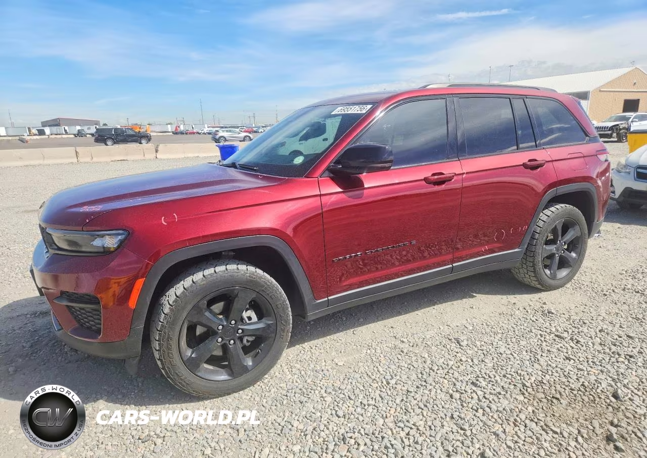 2022 Jeep Grand Cherokee Laredo