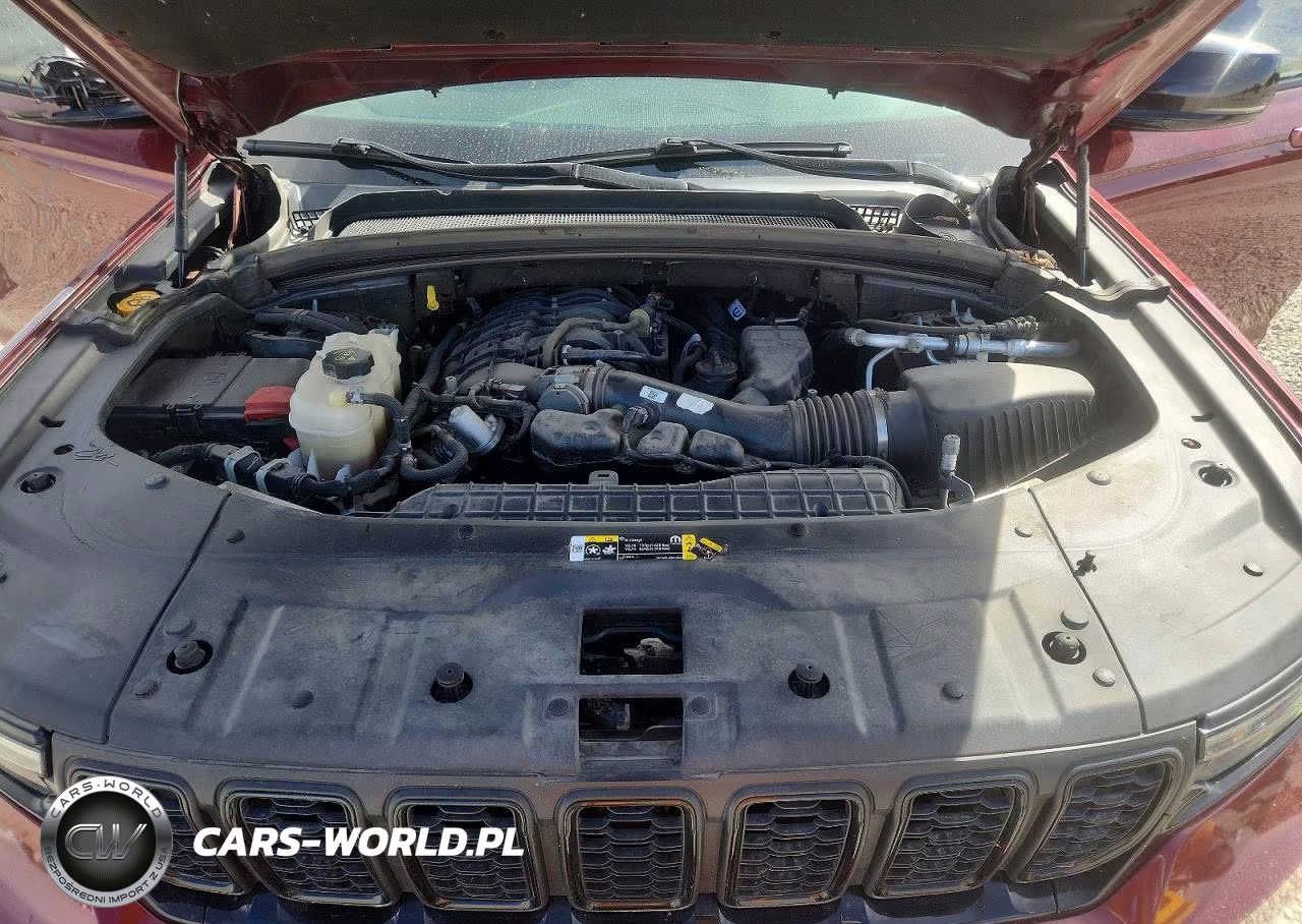 2022 Jeep Grand Cherokee Laredo VIN:1C4RJHAG3N8604956 - 12