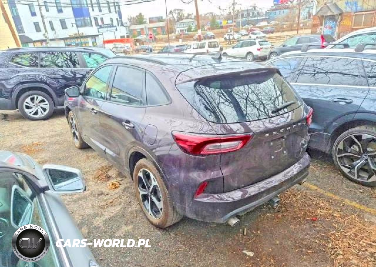 2023 Ford Escape St Line Select VIN:1FMCU9NA8PUB45082 - 3