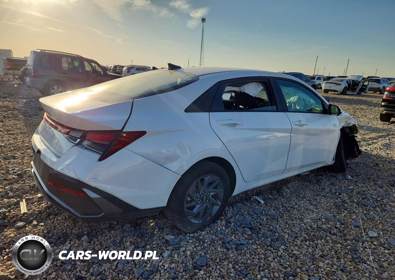 2024 Hyundai Elantra Sel VIN:KMHLM4DG1RU663028 - 3
