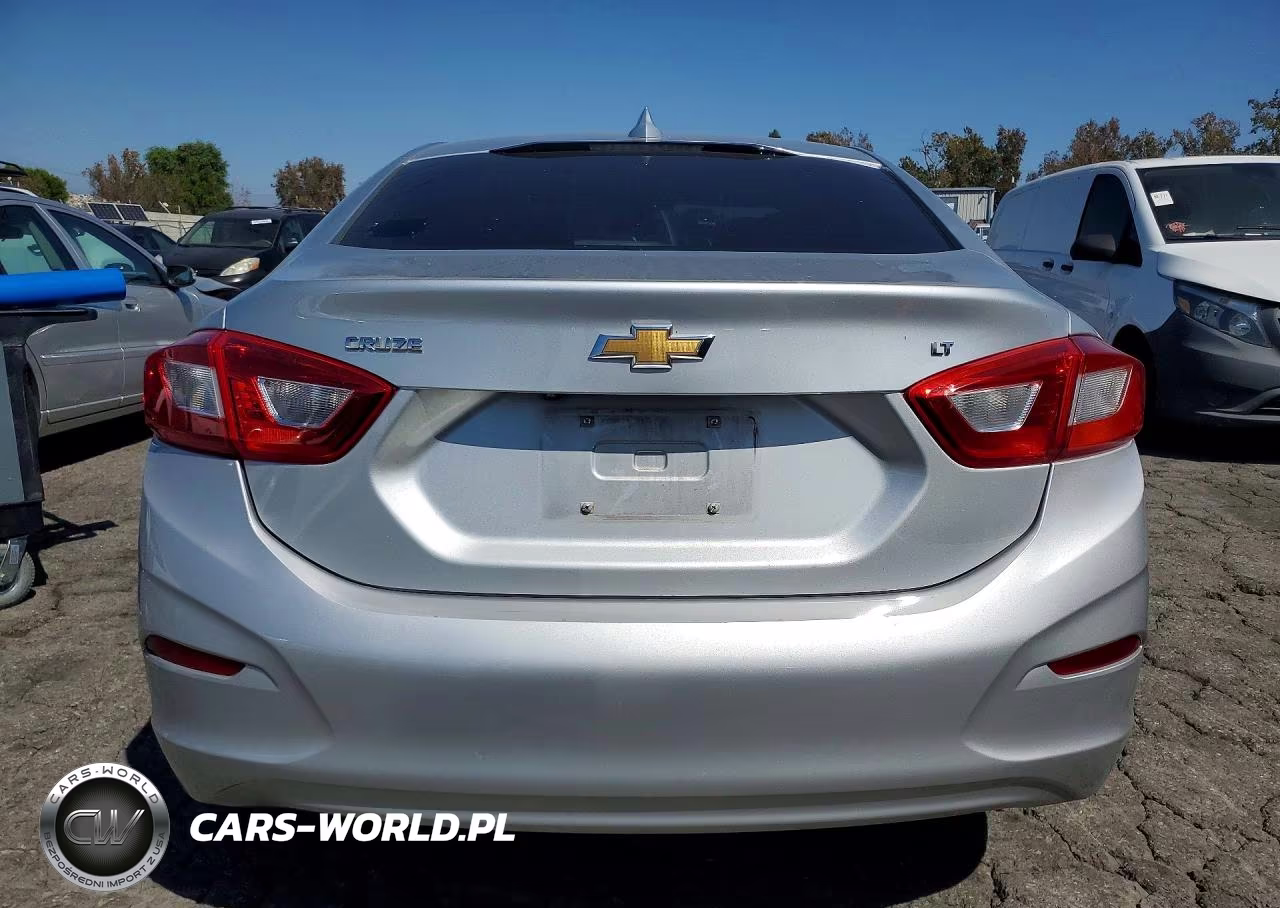 2017 Chevrolet Cruze Lt VIN:1G1BE5SM8H7126268 - 6