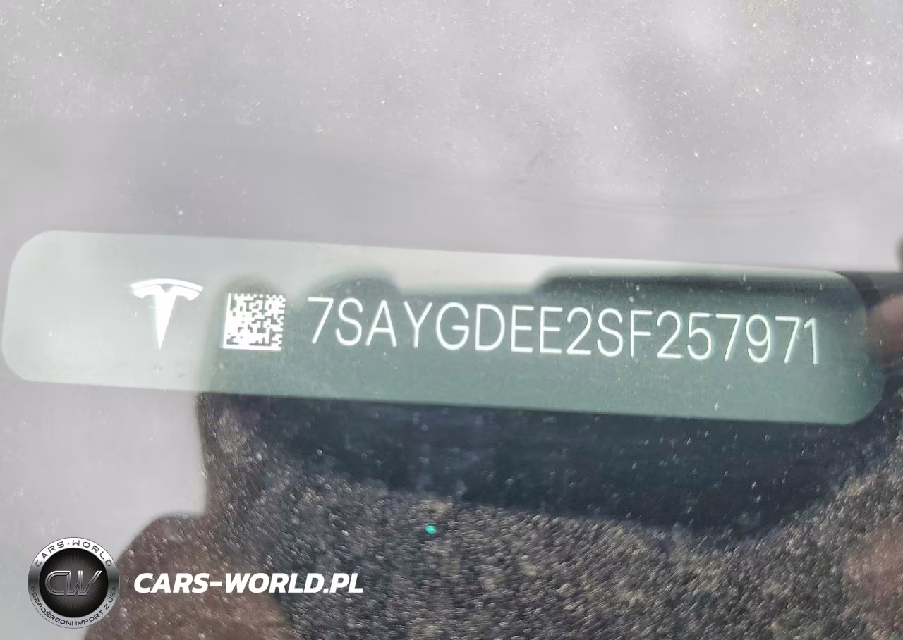 2025 Tesla Model Y VIN:7SAYGDEE2SF257971 - 13