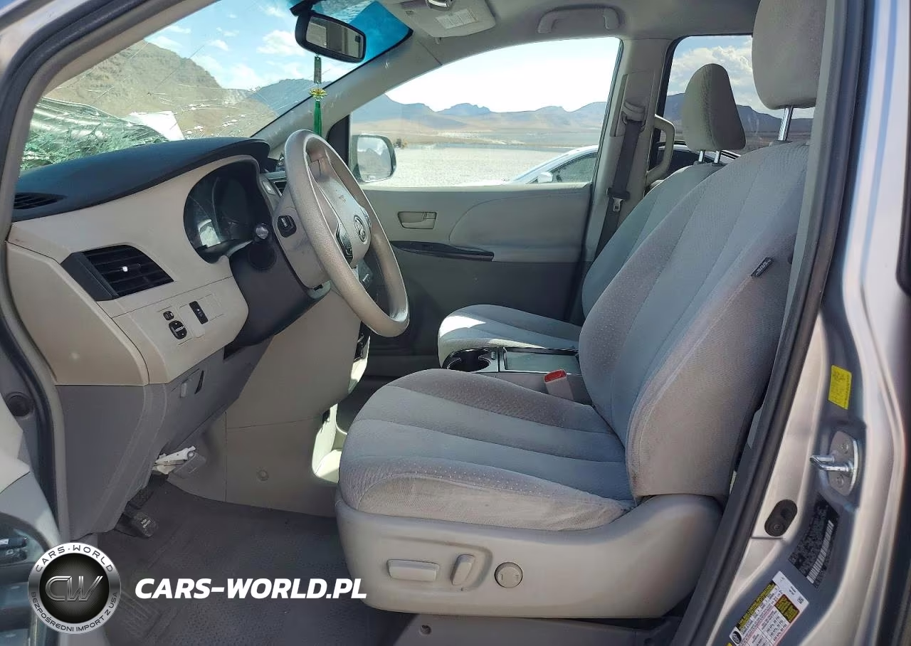 2011 Toyota Sienna Le VIN:5TDKK3DC7BS105790 - 7