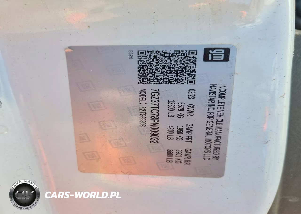 2023 GMC Savana Cutaway G3500 Box Truck VIN:7GZ37TC78PN009032 - 12