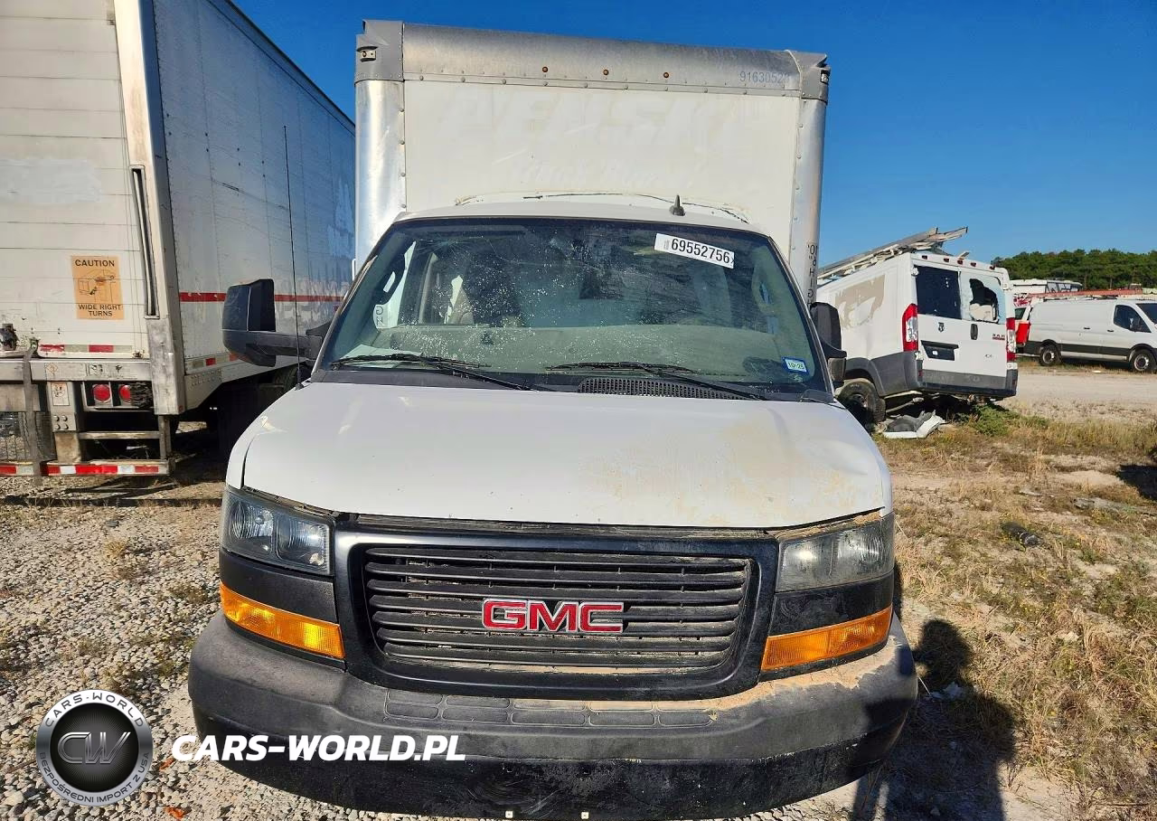 2023 GMC Savana Cutaway G3500 Box Truck VIN:7GZ37TC78PN009032 - 5