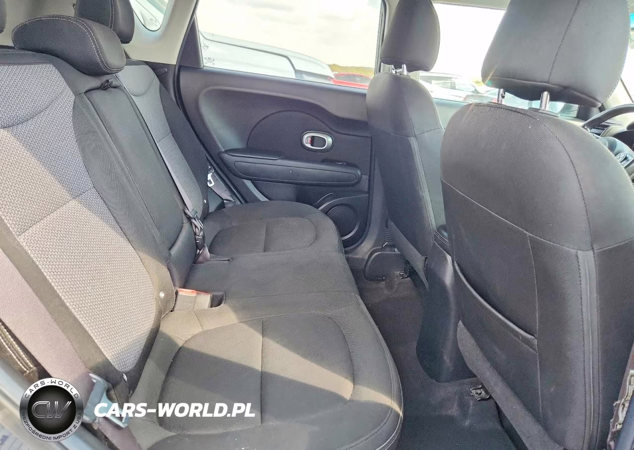 2017 Kia Soul + VIN:KNDJP3A59H7419169 - 11