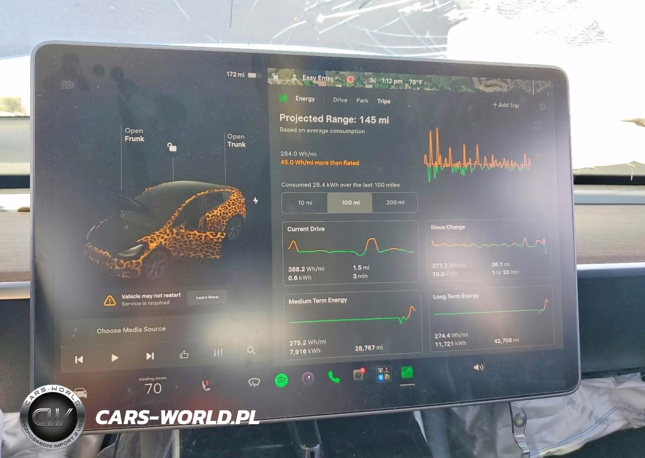2020 Tesla Model Y VIN:5YJYGDEE2LF031735 - 9