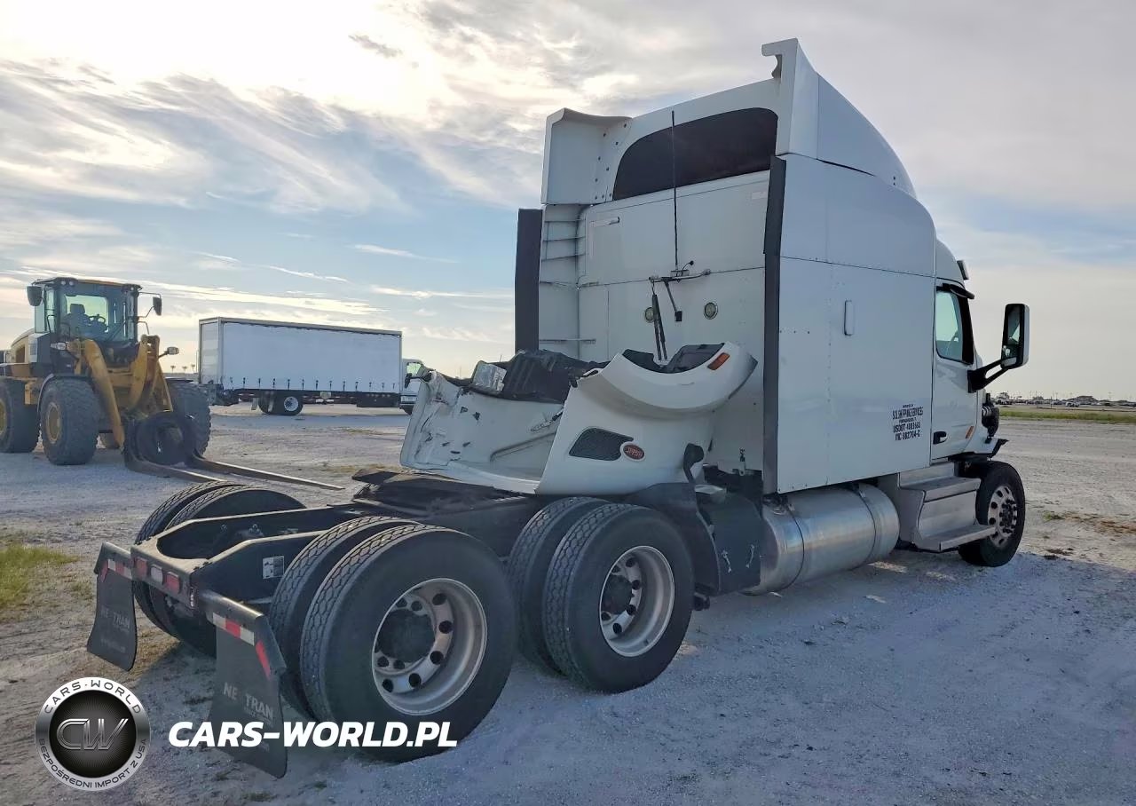 2019 Peterbilt 579 Semi Truck VIN:1XPBDP9X8KD627612 - 3