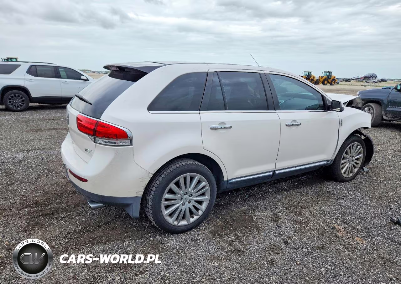 2011 Lincoln Mkx VIN:2LMDJ6JK1BBJ31974 - 3