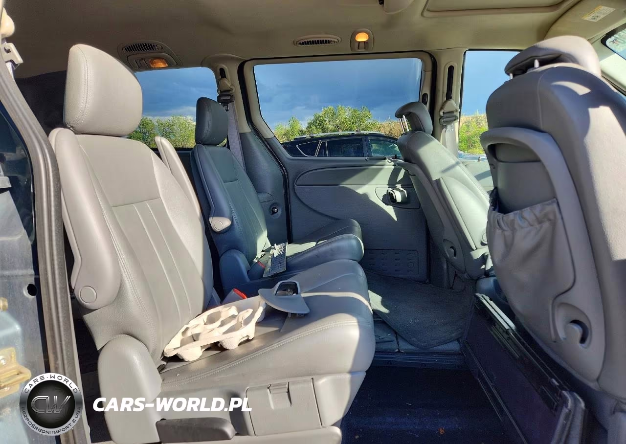 2007 Dodge Grand Caravan Sxt VIN:2D4GP44L17R159800 - 11