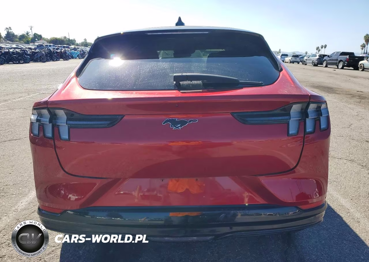2023 Ford Mustang Mach-E Premium VIN:3FMTK3SU4PMB07015 - 6