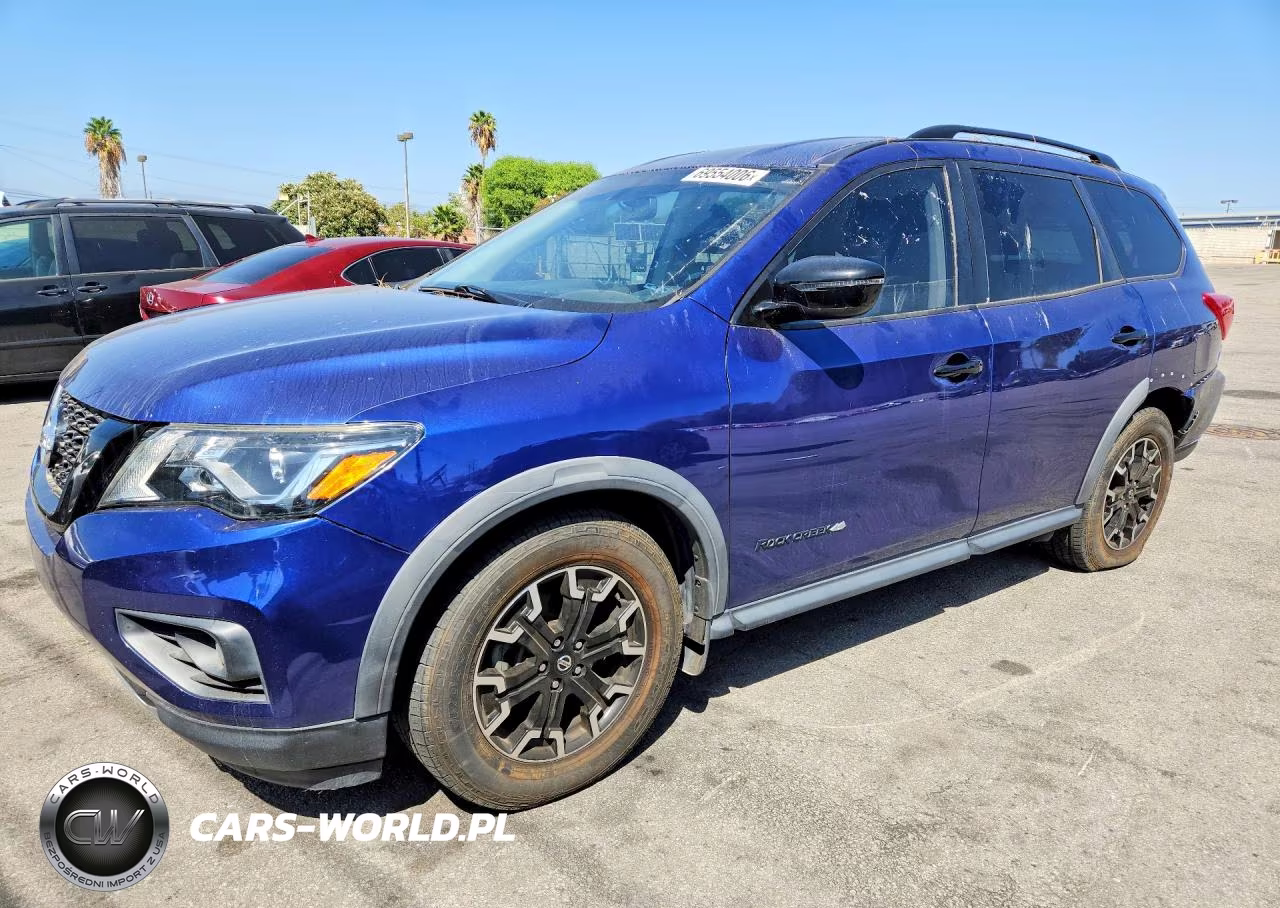 2019 Nissan Pathfinder Sv