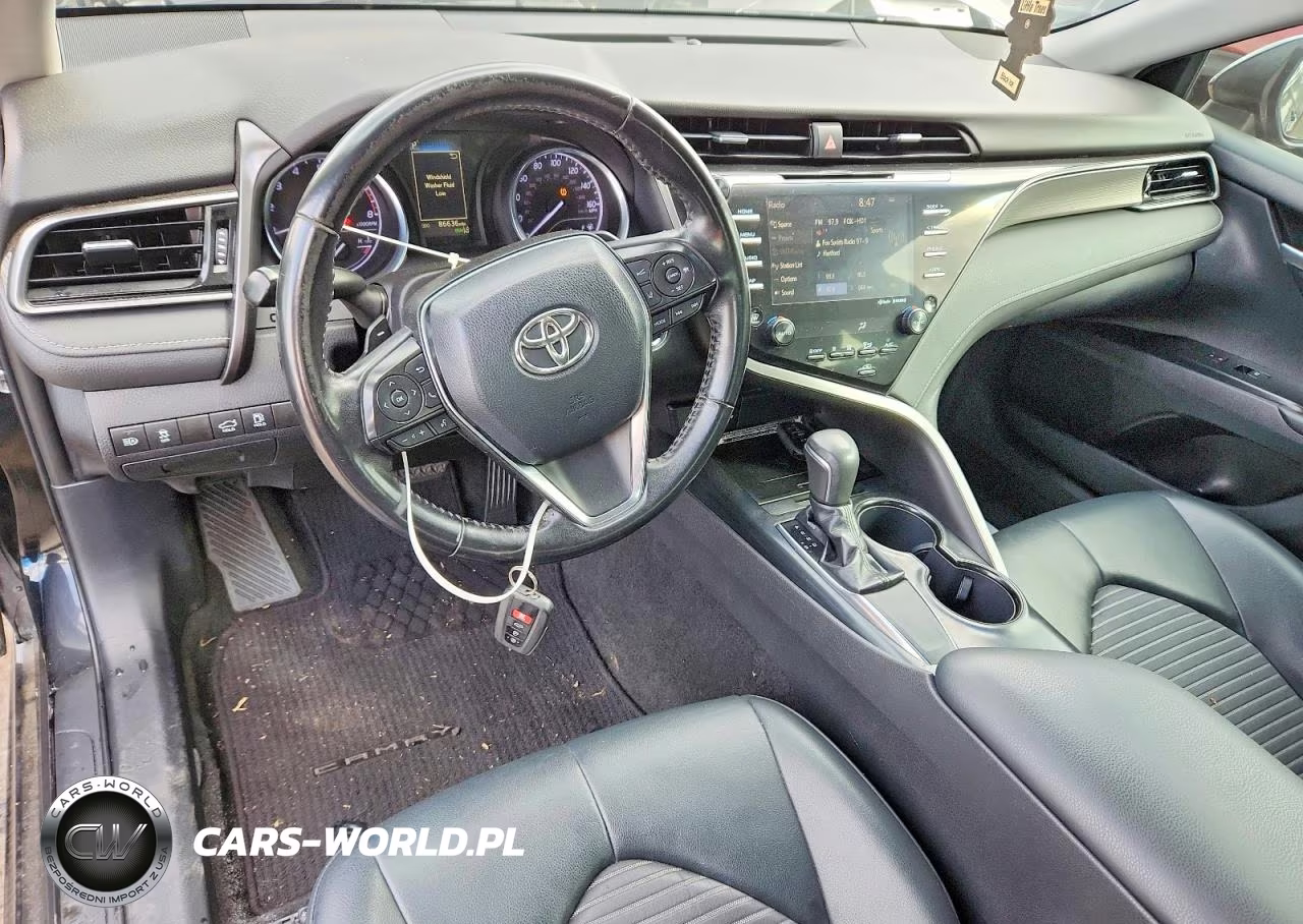 2019 Toyota Camry L VIN:4T1B11HK3KU209807 - 8