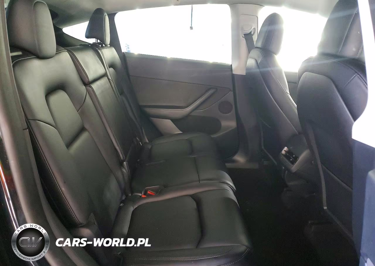 2023 Tesla Model Y VIN:7SAYGAEE8PF584543 - 11