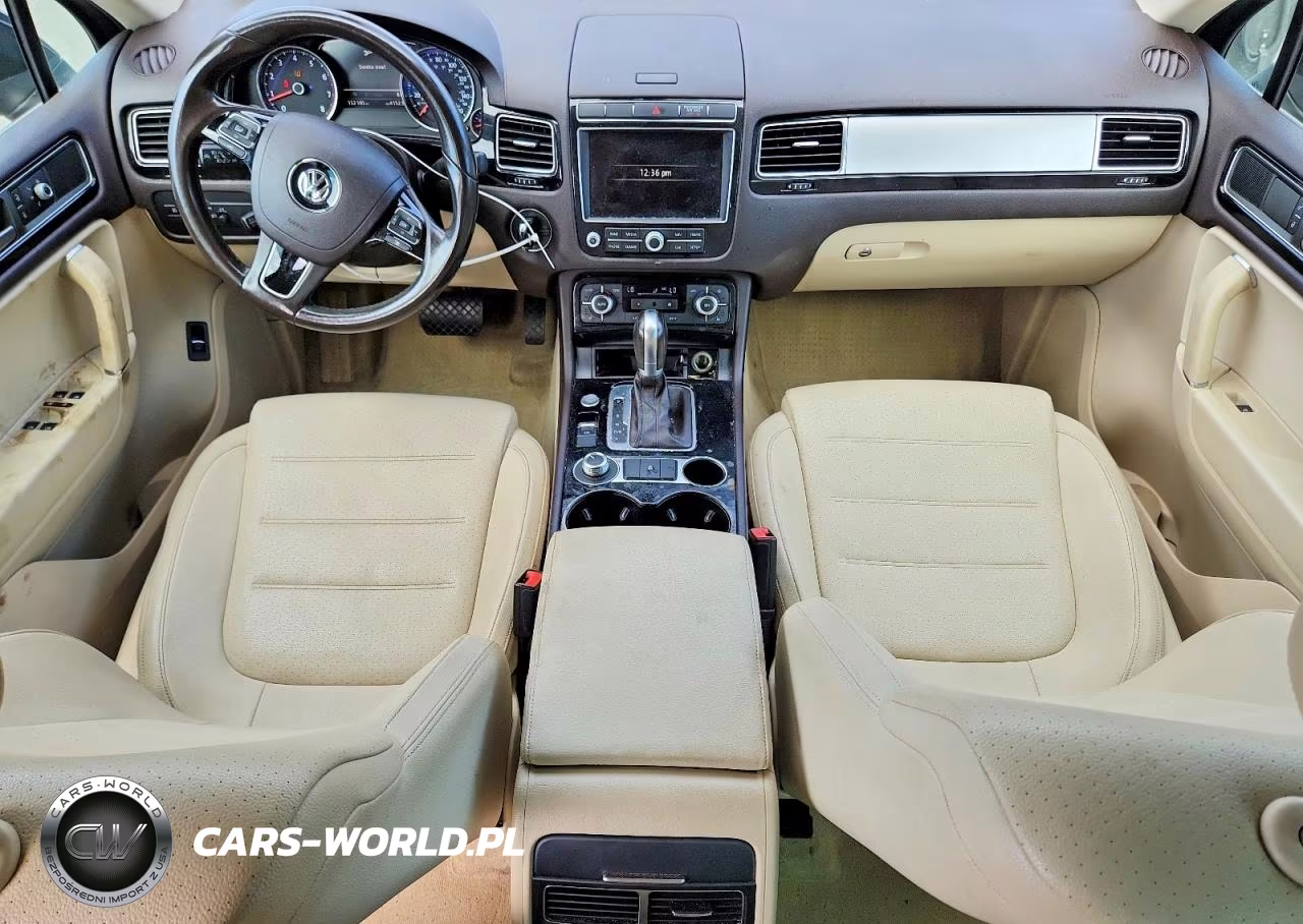 2015 Volkswagen Touareg V6 VIN:WVGEF9BP1FD004381 - 8