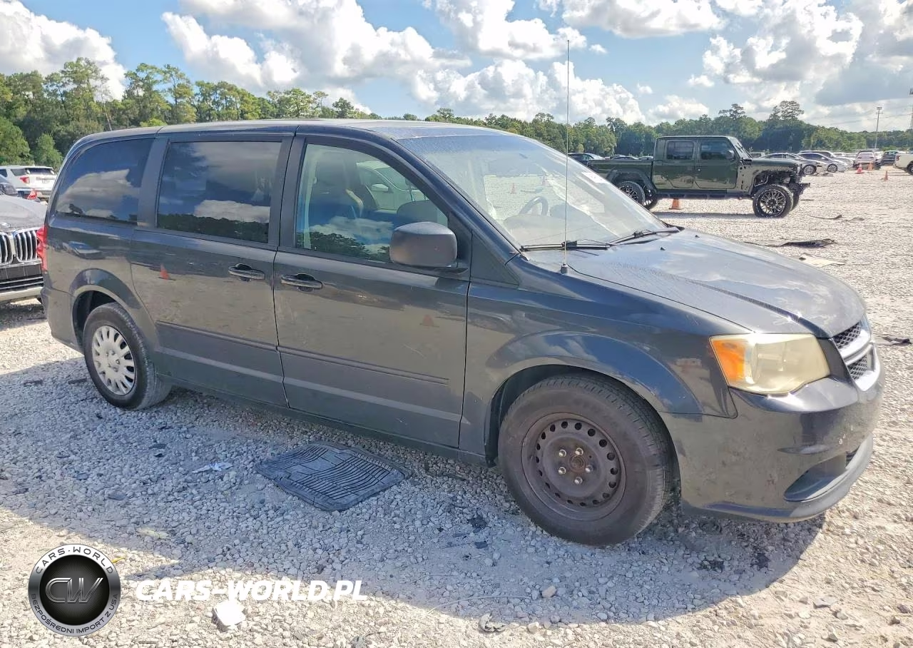 2011 Dodge Grand Caravan Express VIN:2D4RN4DG1BR768881 - 4
