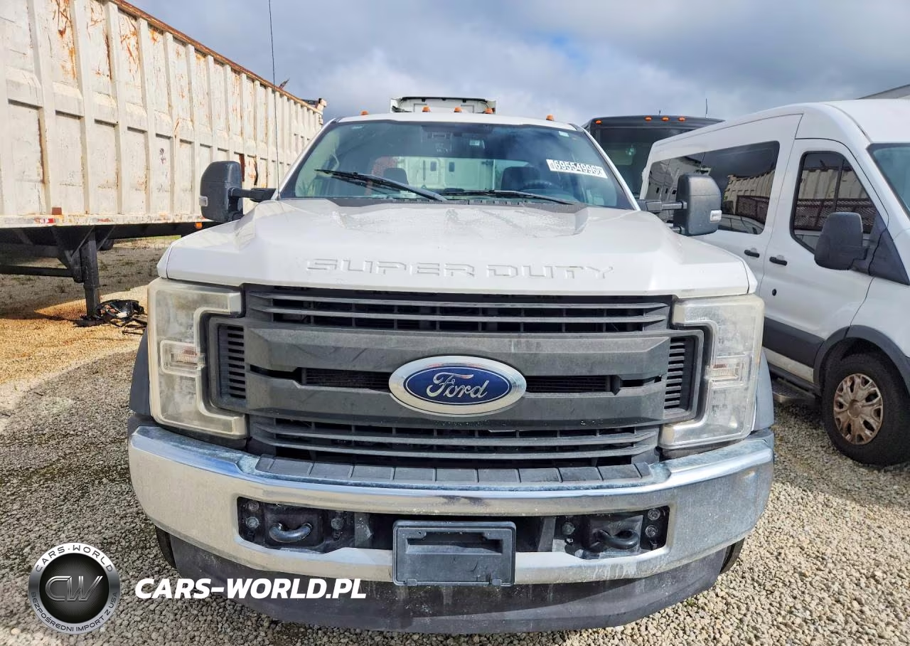 2017 Ford F550 Super Duty VIN:1FD0X5HT0HED60399 - 5