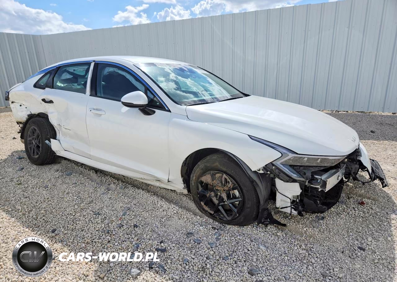 2026 Kia K5 Lxs VIN:KNAG24J74T5450069 - 4