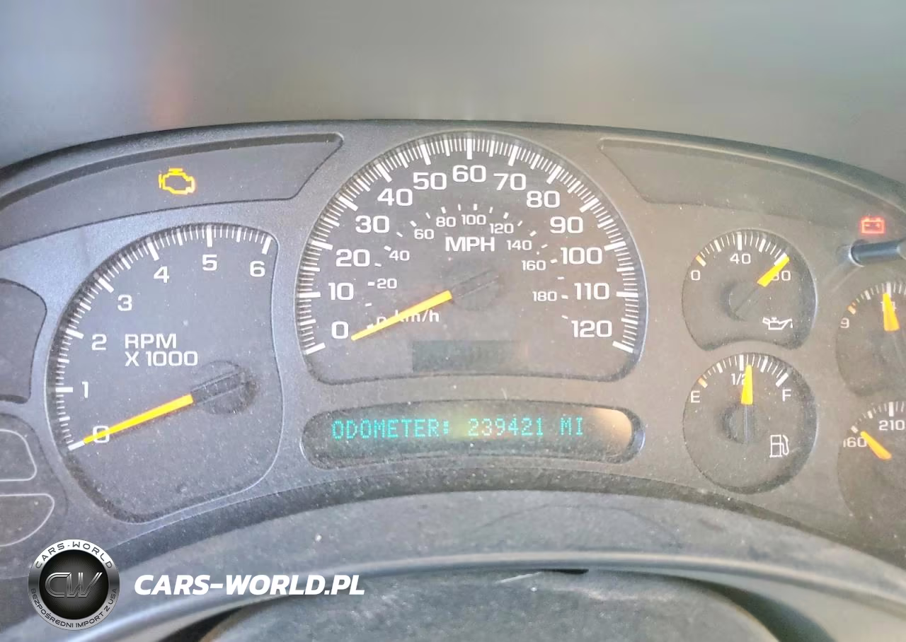 2003 GMC Yukon VIN:1GKEC13V93R264607 - 9