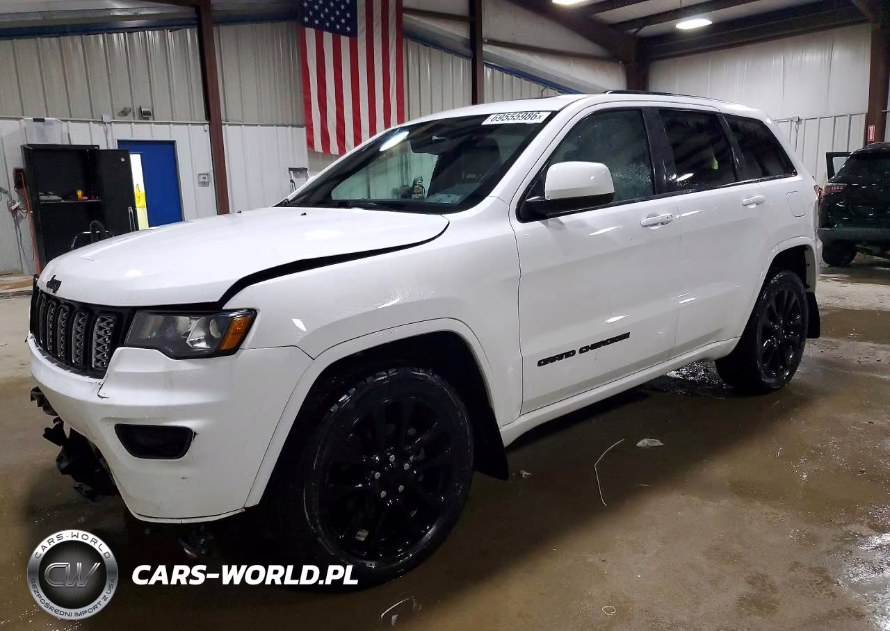 2019 Jeep Grand Cherokee Laredo