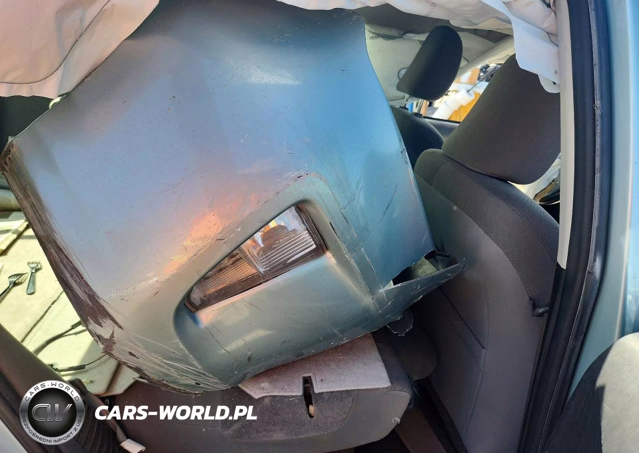2015 Toyota Prius Two VIN:JTDKN3DU0F1898658 - 10