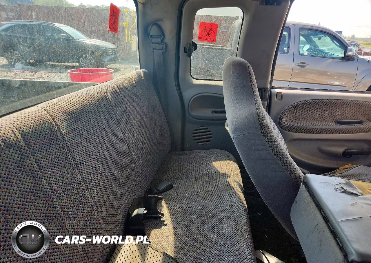 2000 Dodge Ram 1500 VIN:3B7HC13Z8YG142873 - 10