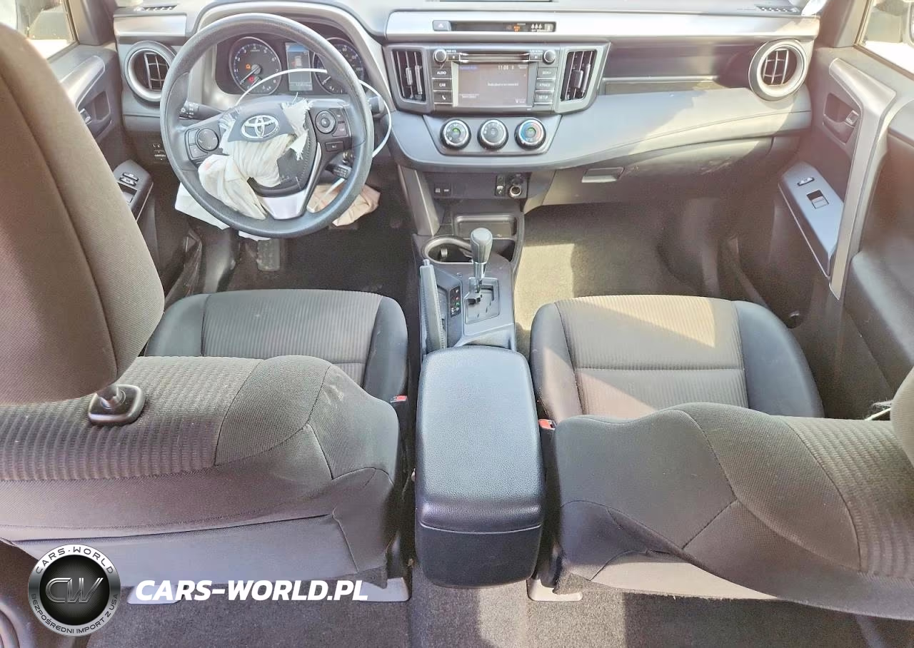 2017 Toyota Rav4 Le VIN:JTMZFREV4HJ720342 - 8