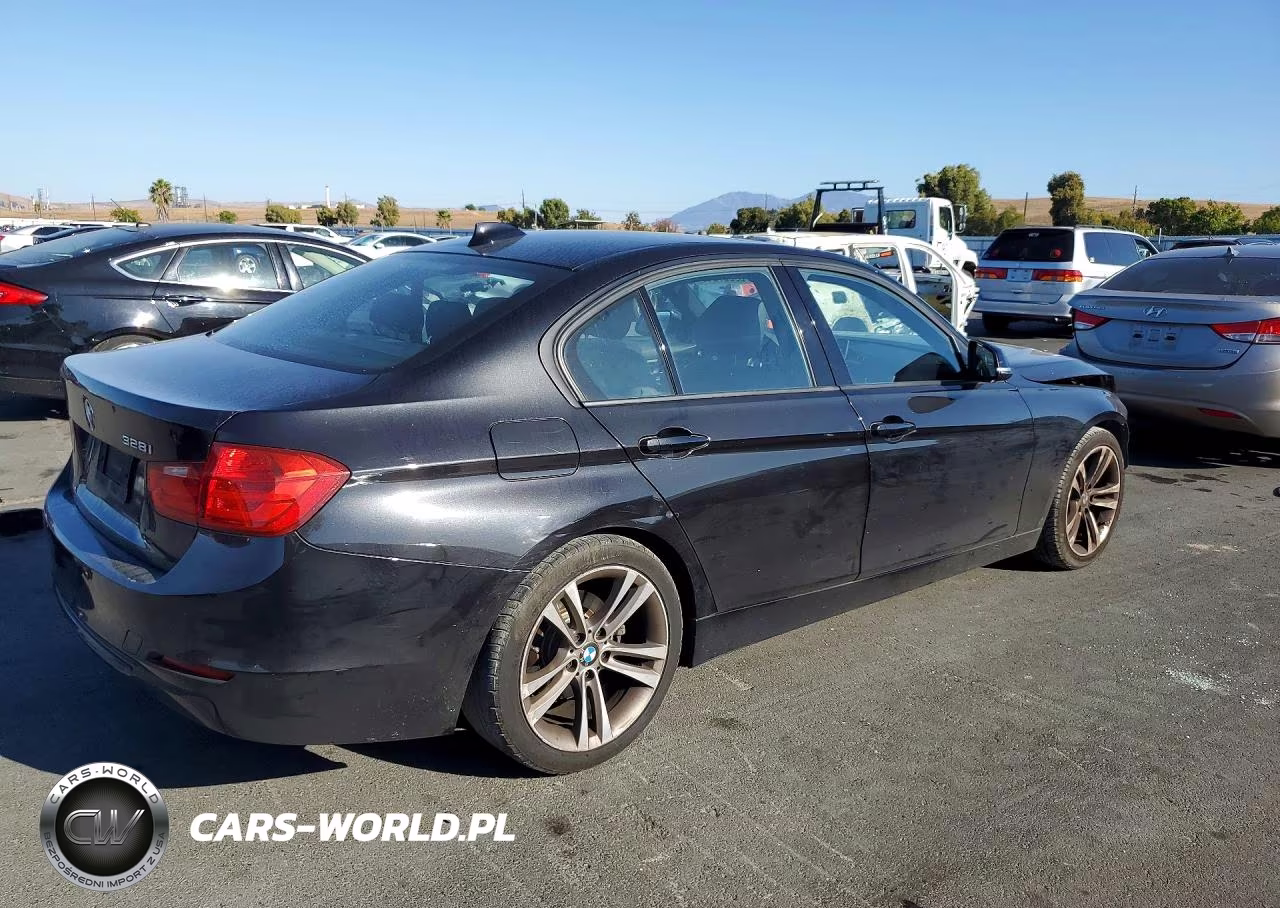 2013 BMW 328 I VIN:WBA3A5G53DNP20536 - 3