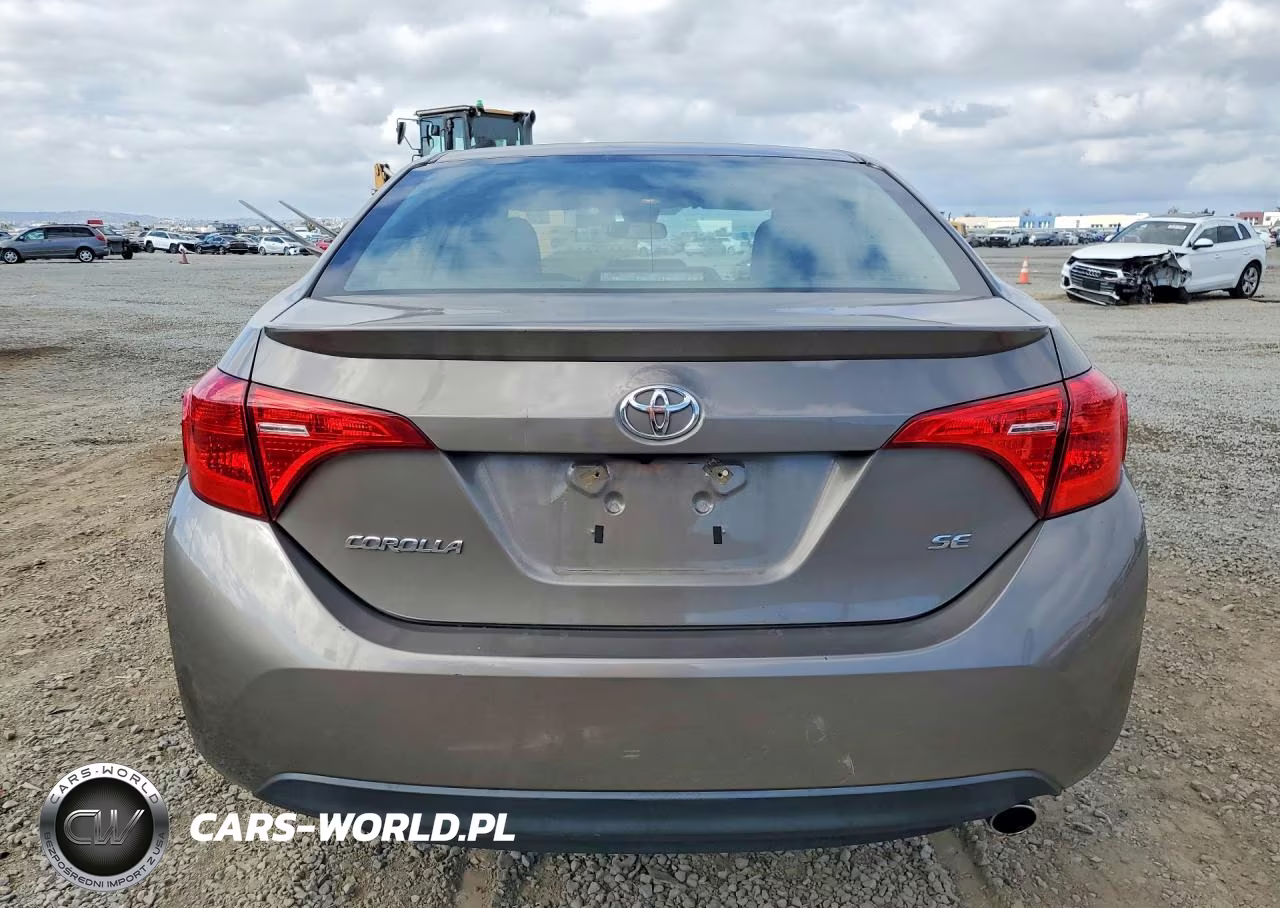 2019 Toyota Corolla Se VIN:2T1BURHE7KC133588 - 6