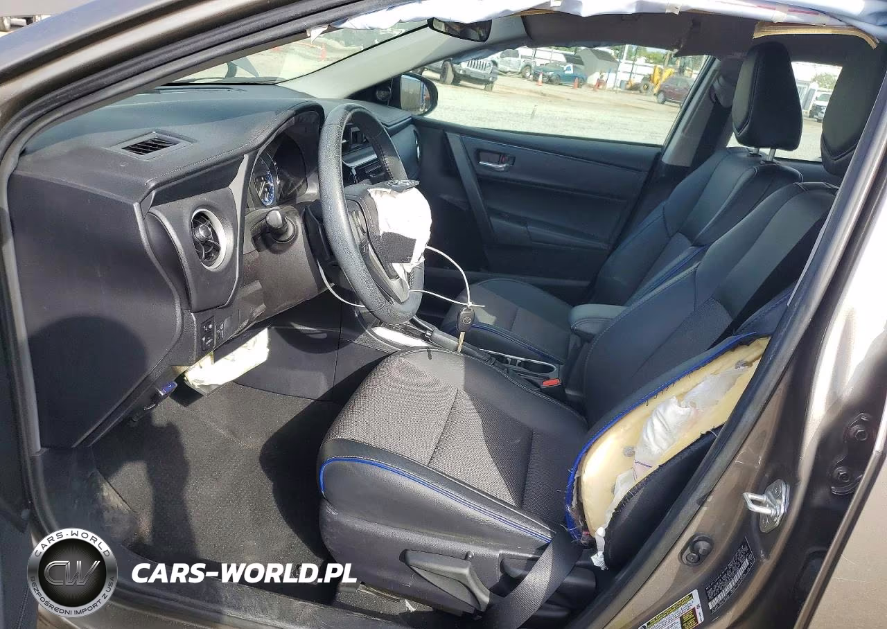 2019 Toyota Corolla Se VIN:2T1BURHE7KC133588 - 7