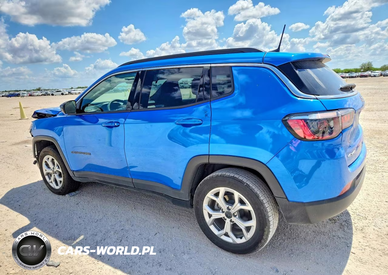 2025 Jeep Compass Latitude VIN:3C4NJDBN8ST586262 - 2