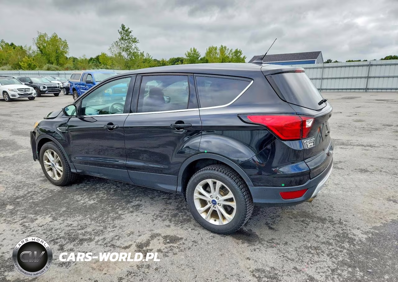 2019 Ford Escape Se VIN:1FMCU9GDXKUB83929 - 2