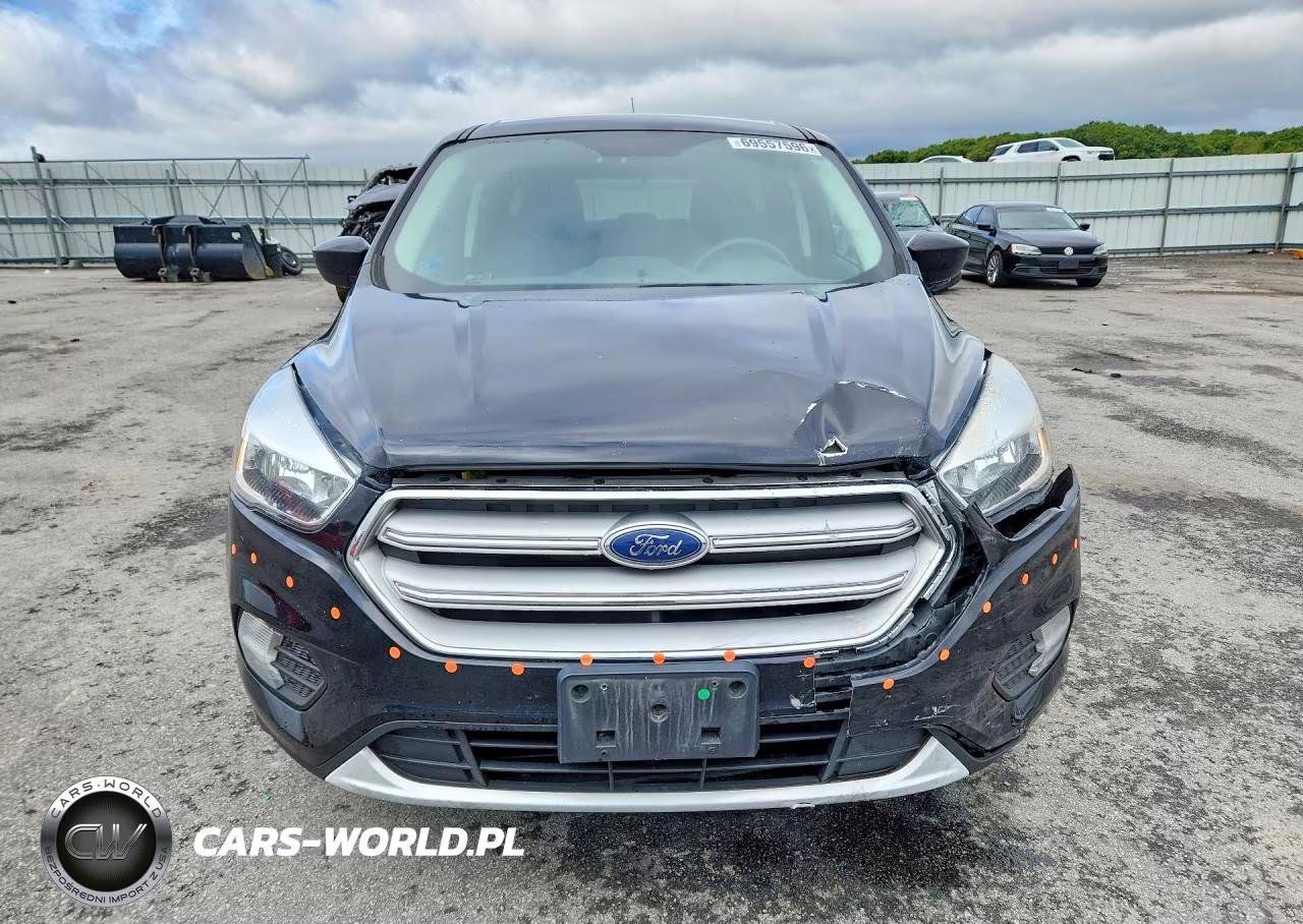 2019 Ford Escape Se VIN:1FMCU9GDXKUB83929 - 5