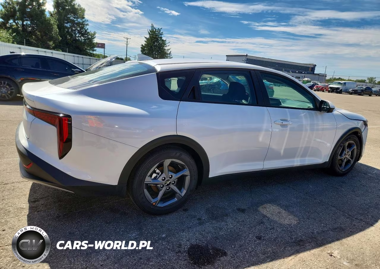 2026 Kia K4 Lxs VIN:3KPFT4DE9TE358448 - 3
