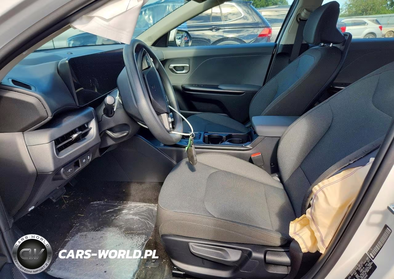 2026 Kia K4 Lxs VIN:3KPFT4DE9TE358448 - 7