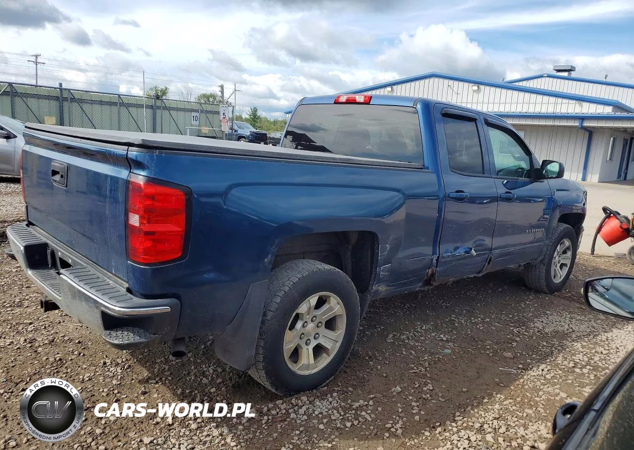 2017 Chevrolet Silverado K1500 Lt VIN:1GCVKREC2HZ389206 - 3