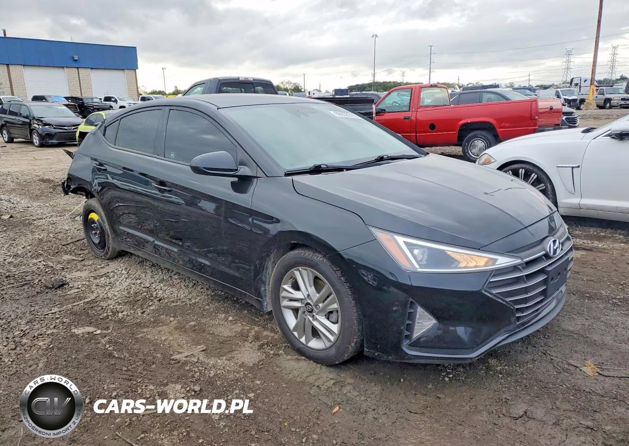 2019 Hyundai Elantra Sel VIN:5NPD84LF0KH432238 - 4