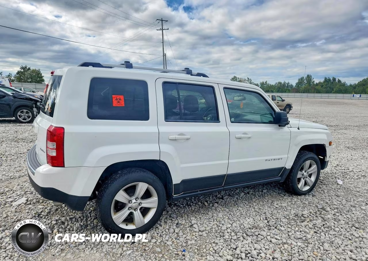 2015 Jeep Patriot Limited VIN:1C4NJRCB6FD169784 - 3