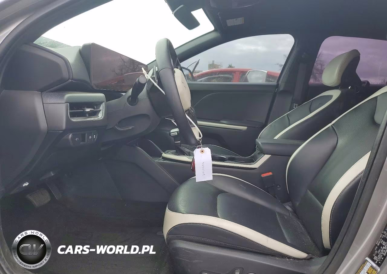 2025 Kia K4 Gt Line VIN:3KPFW4DE4SE083562 - 7