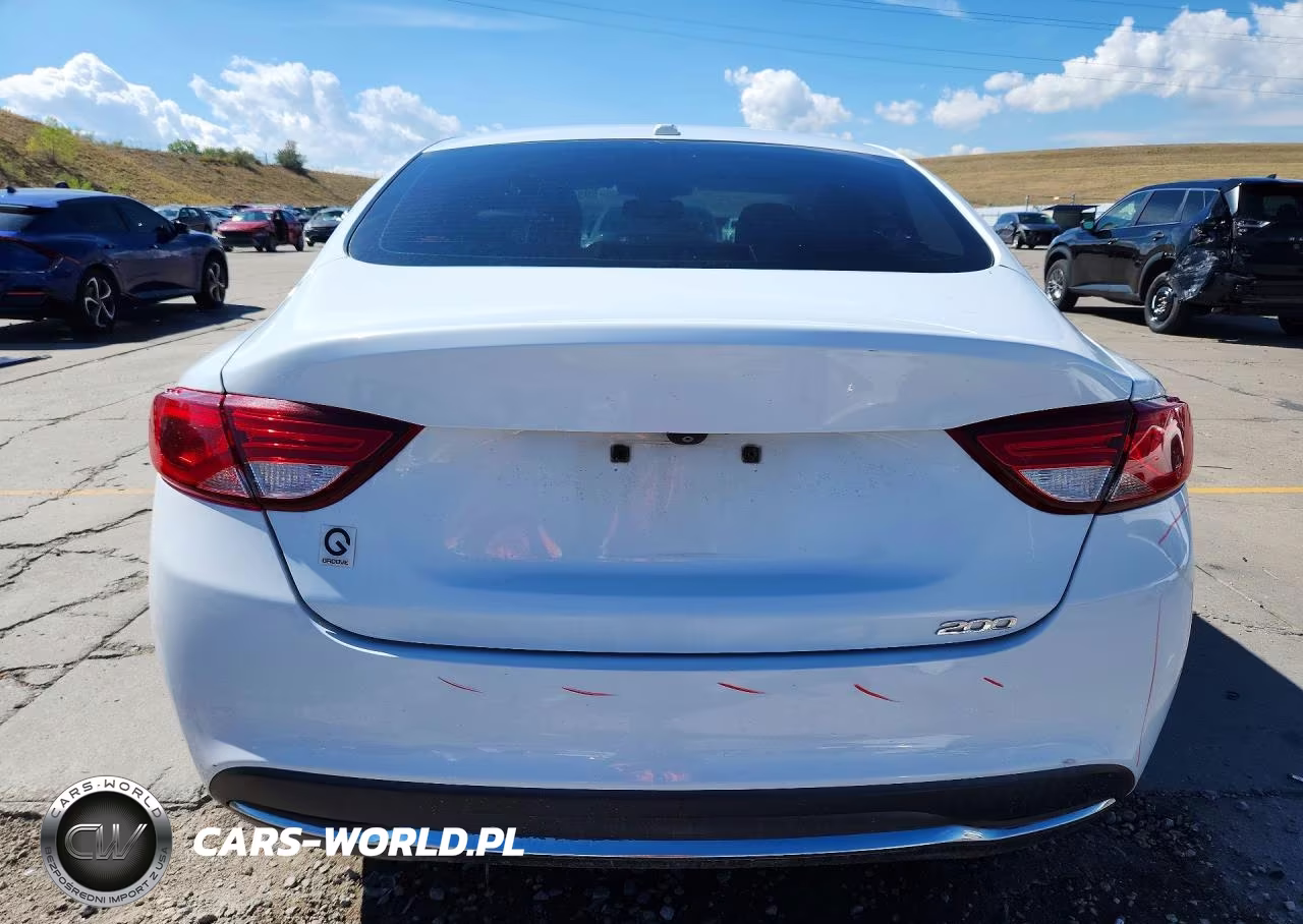 2015 Chrysler 200 Limited VIN:1C3CCCAB3FN535426 - 6