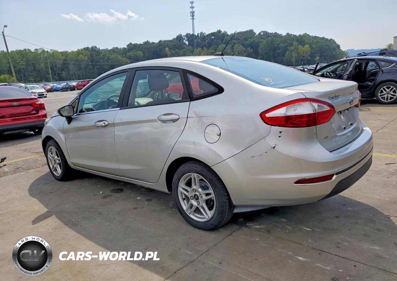 2019 Ford Fiesta Se VIN:3FADP4BJ3KM121086 - 2