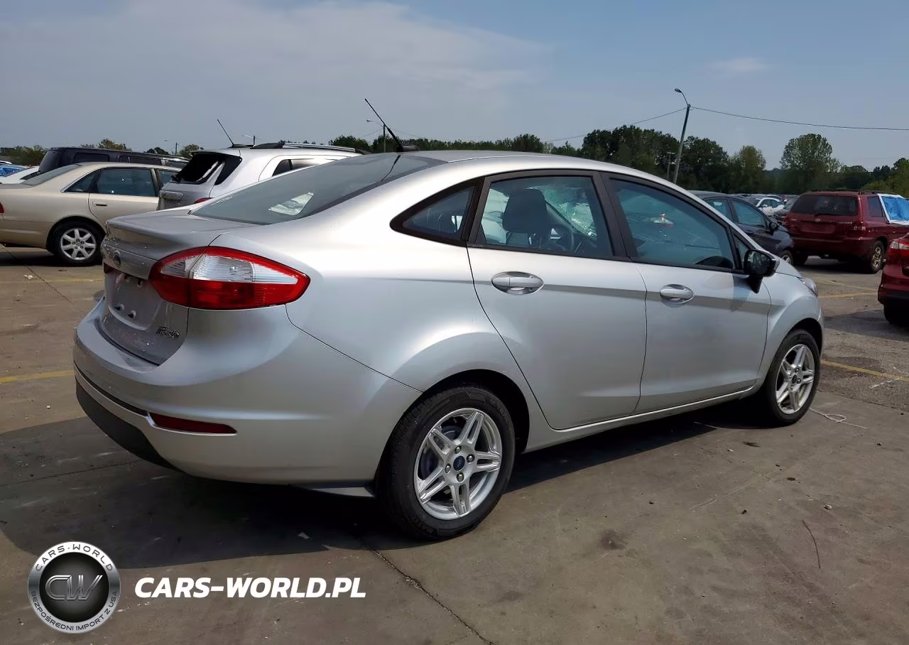 2019 Ford Fiesta Se VIN:3FADP4BJ3KM121086 - 3