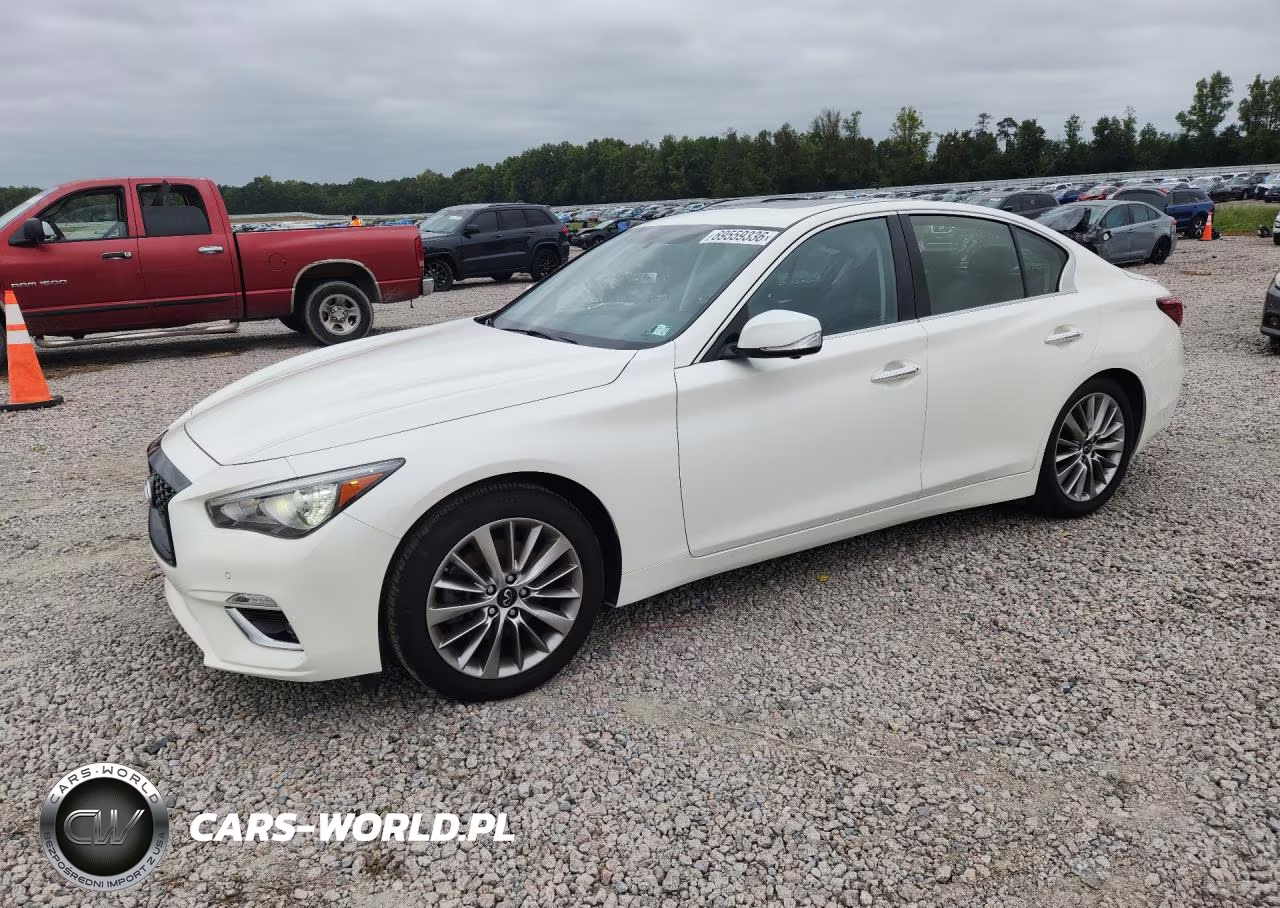 2021 Infiniti Q50 Luxe – zdjęcie 1 z 12