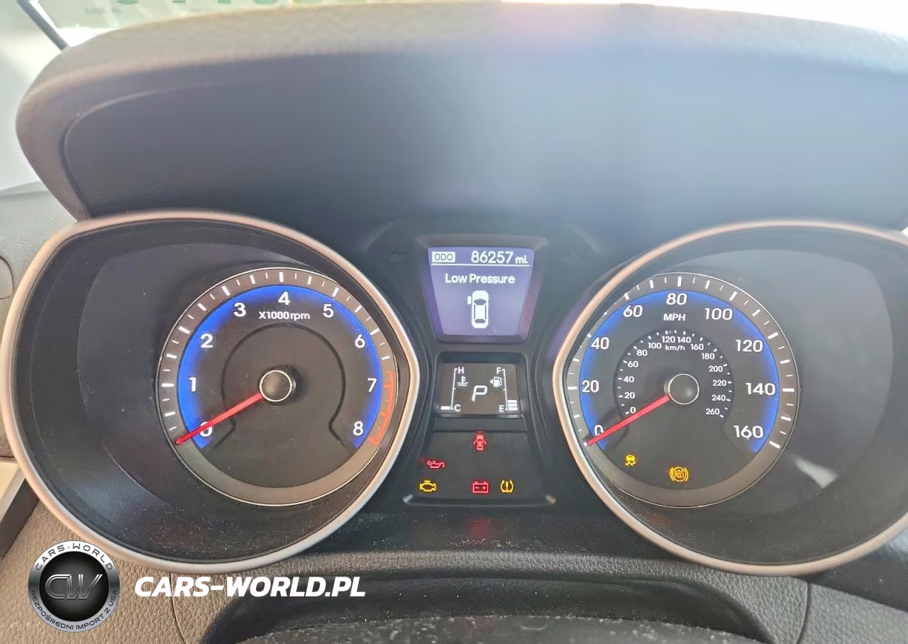 2017 Hyundai Elantra Gt Base VIN:KMHD35LH0HU358870 - 9