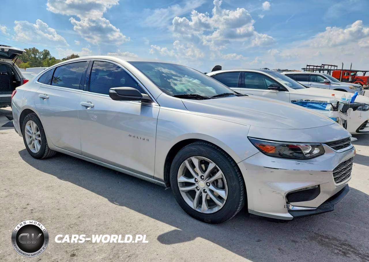2016 Chevrolet Malibu Lt VIN:1G1ZE5ST6GF321859 - 4